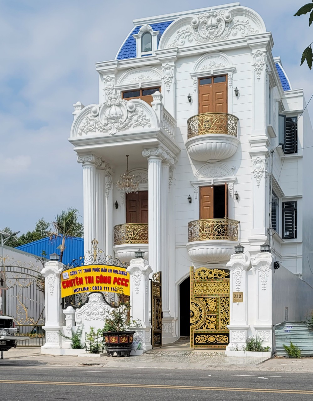 Công Ty TNHH Phúc Bảo An Holdings