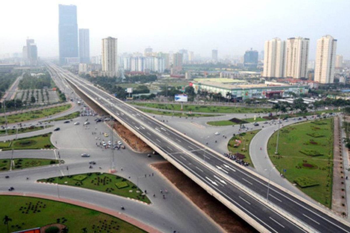 Giao Thông và Hạ Tầng: Bước Chuyển Mình Ấn Tượng