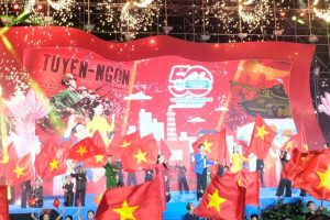 Giai Đoạn Phát Triển Kinh Tế: Từ Đổi Mới Đến Thời Đại Hội Nhập