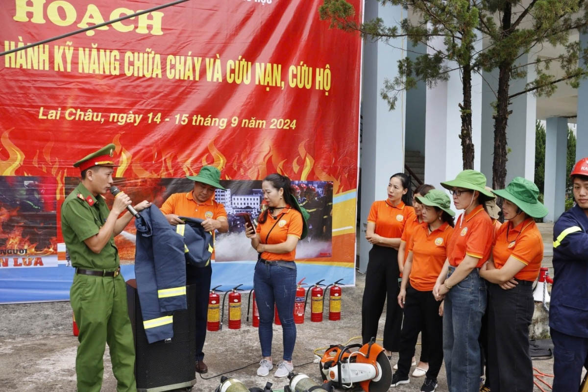 Những trang bị cần có tại cơ sở giáo dục để đảm bảo an toàn cháy nổ